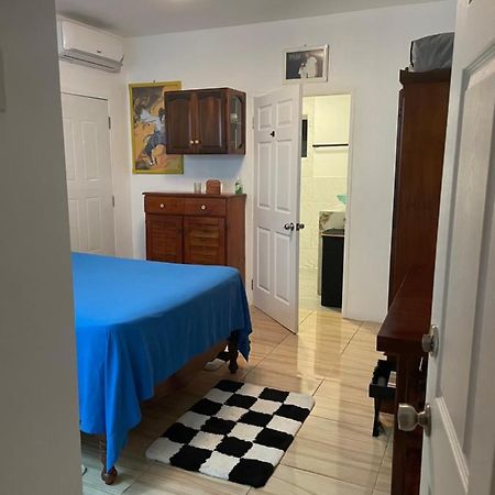 Centrally Located Room - 5 Port Antonio Extérieur photo